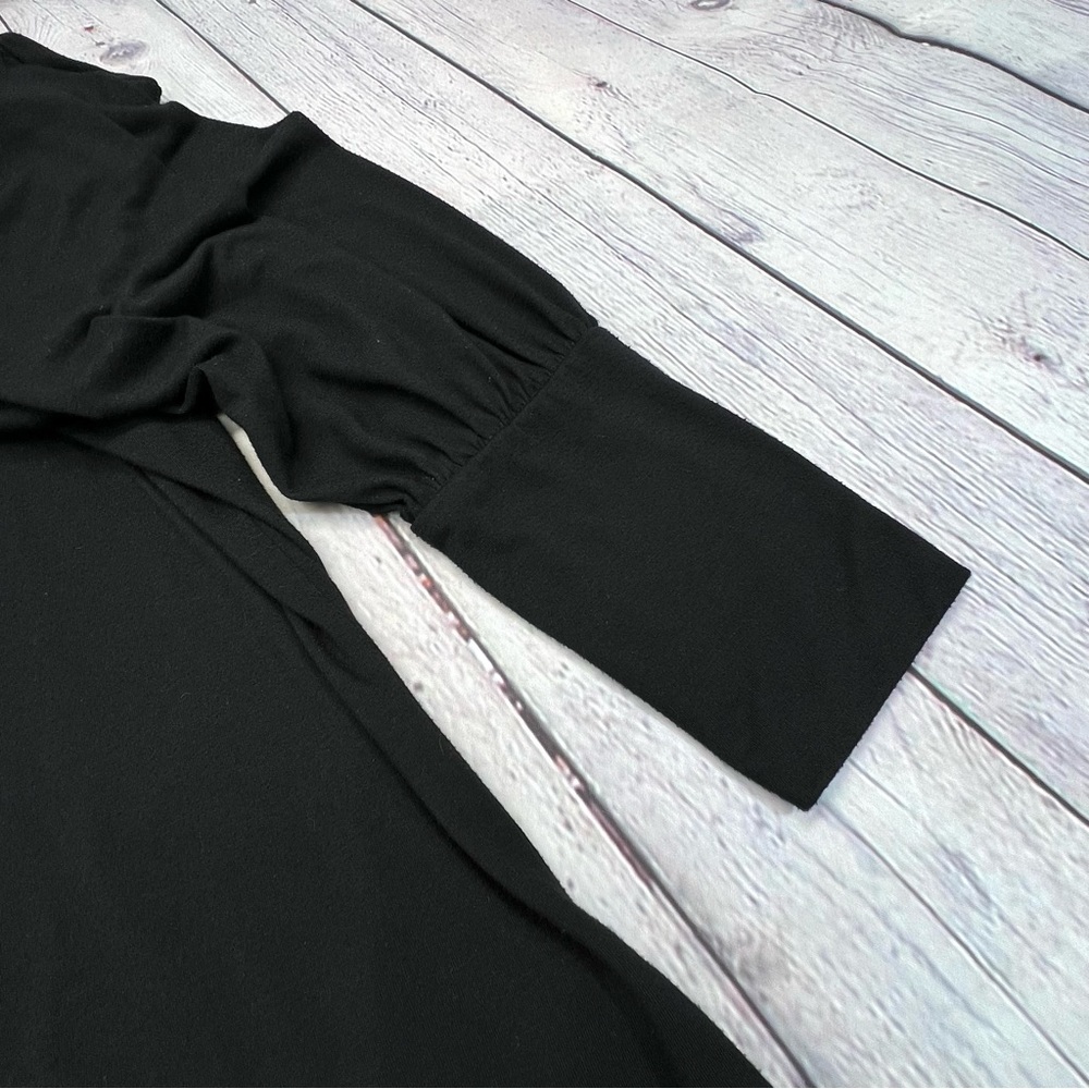 ANA Long Sleeve Scoop Neck Tee with Wide Cuffs - Picture 5 of 7